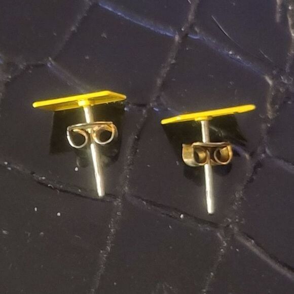 Vintage 80s 90s set of 2 Earrings Yellow  Black Studs Pierced Ears - Picture 7 of 8